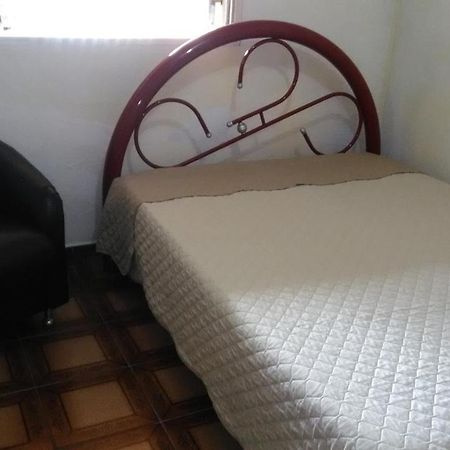 Hostel Tia Rita Itanhaem Итаньяэн Экстерьер фото