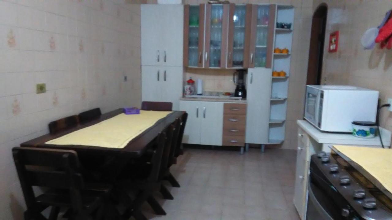 Hostel Tia Rita Itanhaem Итаньяэн Экстерьер фото